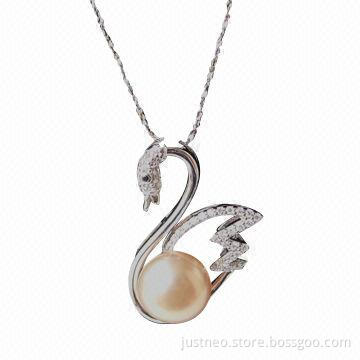 Solid 925 sterling silver chain necklace with pearl and CZ mounted silver swan pendant
